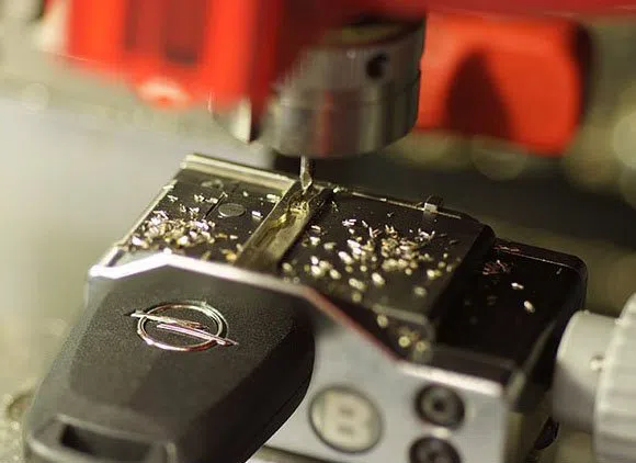 Universal Locksmith Store Orlando, FL 407-572-0088 - 11-Key-Cutting